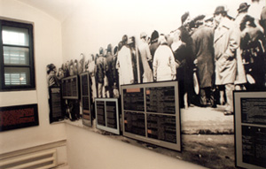 http://www.comunism.ro/fisiere/cercetatori/oanaionel/sala%20Memorial.jpg